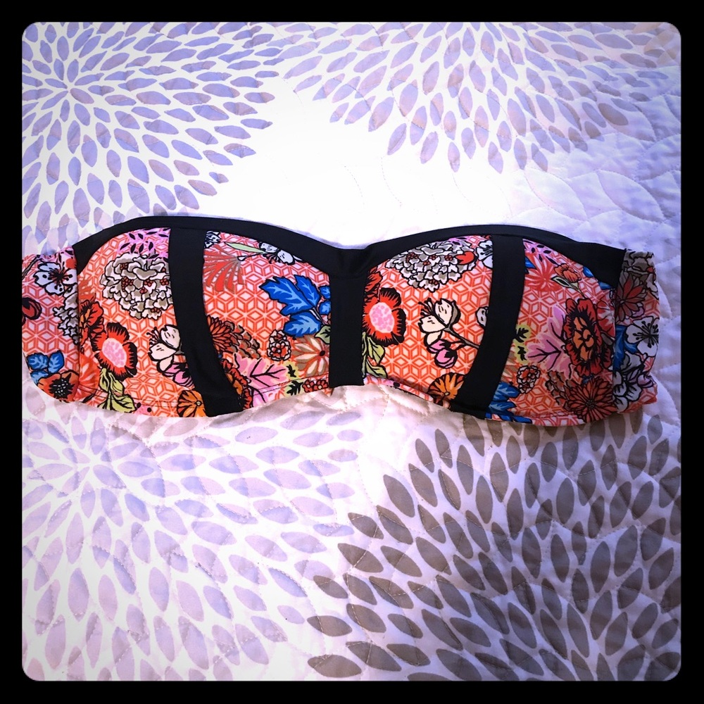🌅💥🎯Floral Print Strapless Bikini Top
